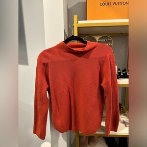 LULULEMON KNIT SWEATER( color burnt orangish)